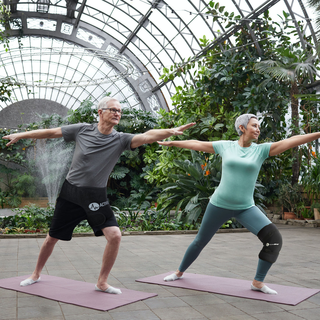 ActiveWrap® Hip Heat Ice Wrap vs. Frozen Peas: Which Offers Better Hip Pain Relief?